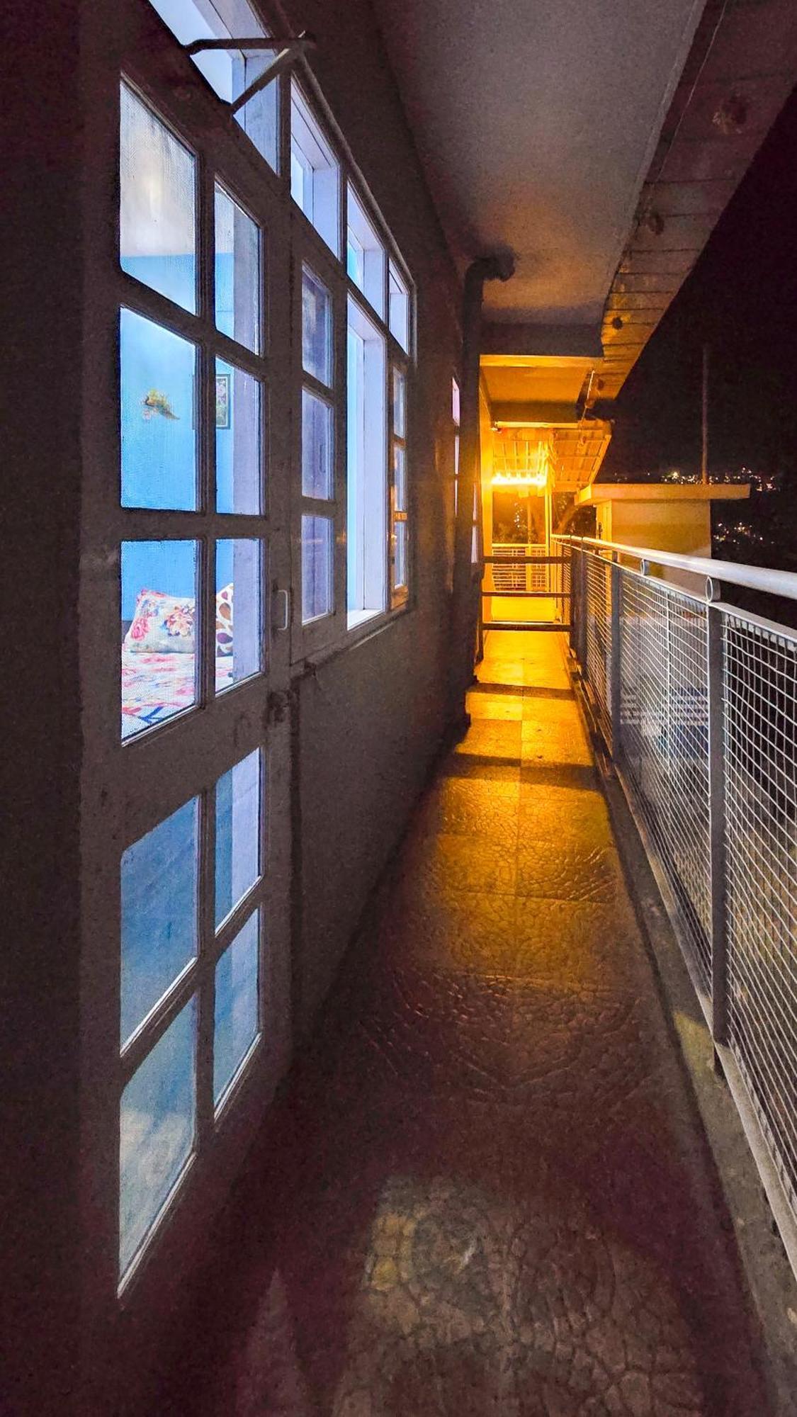 The City Escape Farmstay Shimla Rom bilde